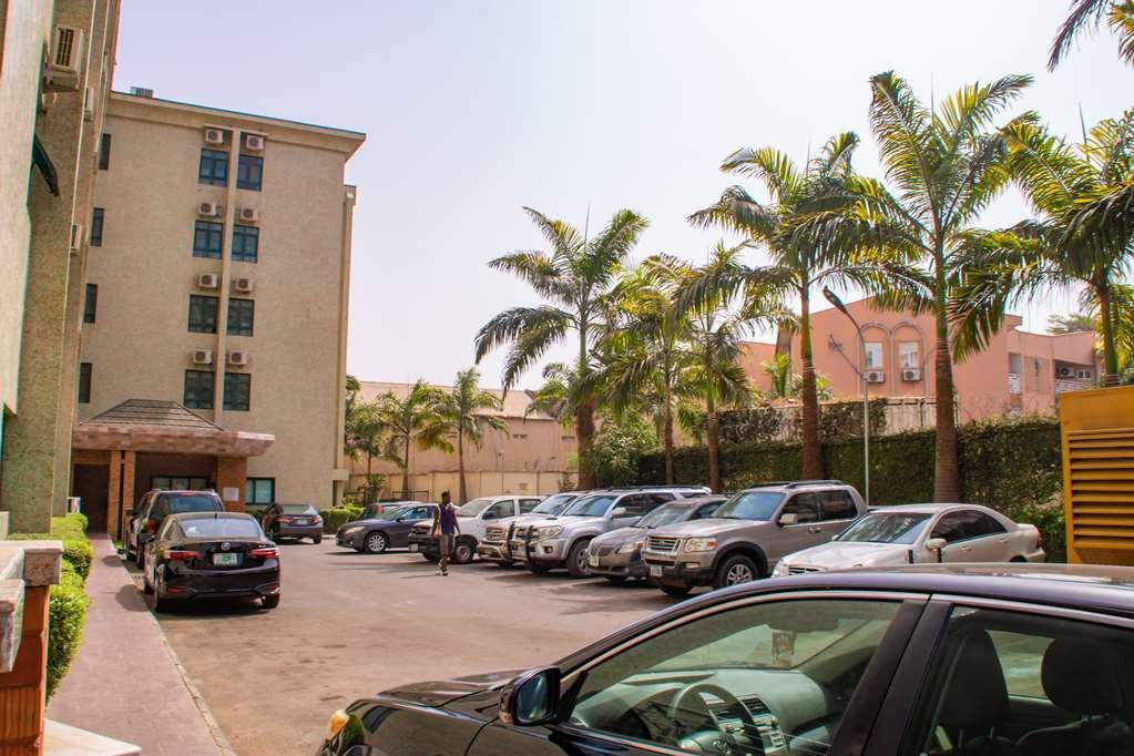 Mobushipe Denis Hotel Abuja מראה חיצוני תמונה