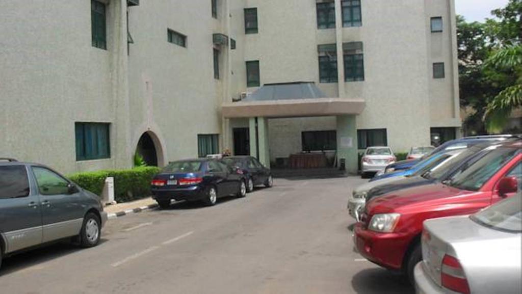 Mobushipe Denis Hotel Abuja מראה חיצוני תמונה