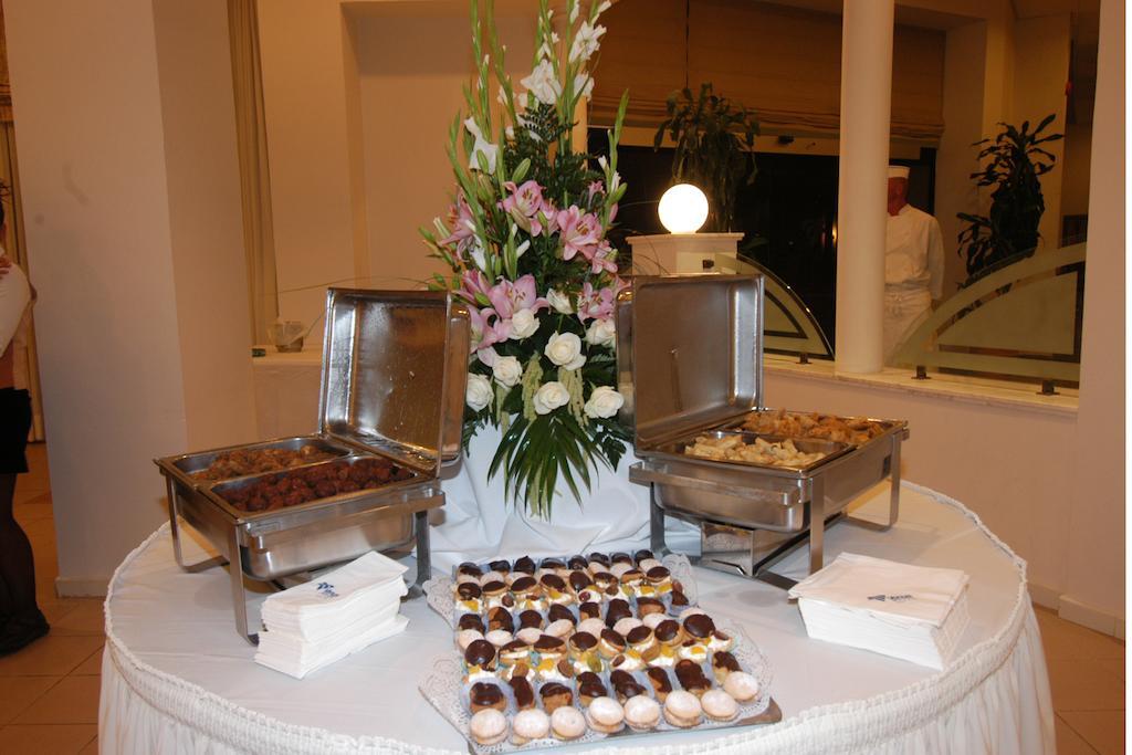 Mobushipe Denis Hotel Abuja מראה חיצוני תמונה