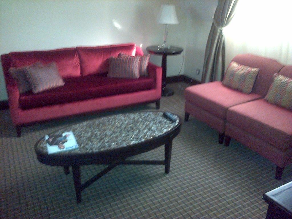 Mobushipe Denis Hotel Abuja מראה חיצוני תמונה