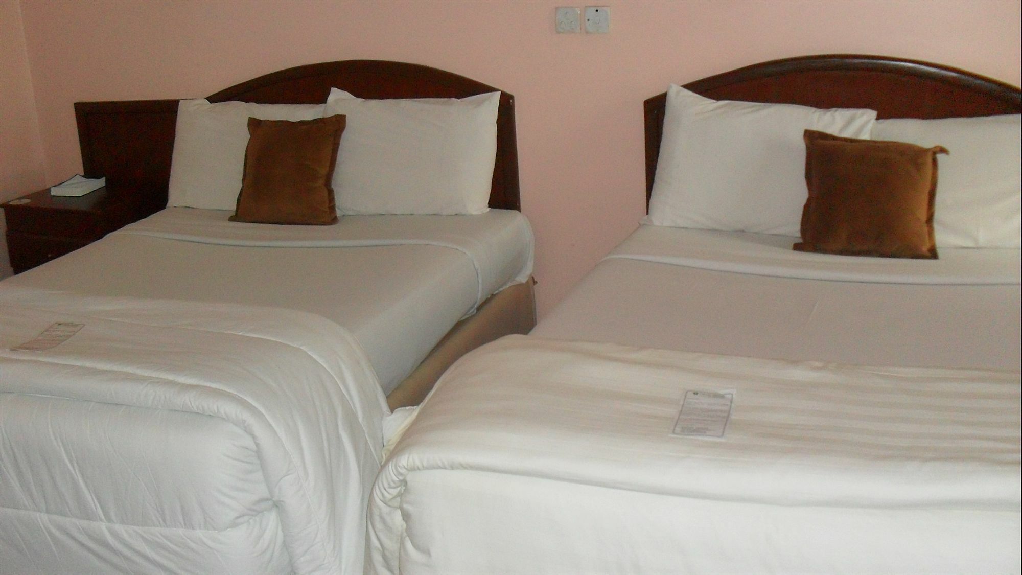 Mobushipe Denis Hotel Abuja מראה חיצוני תמונה
